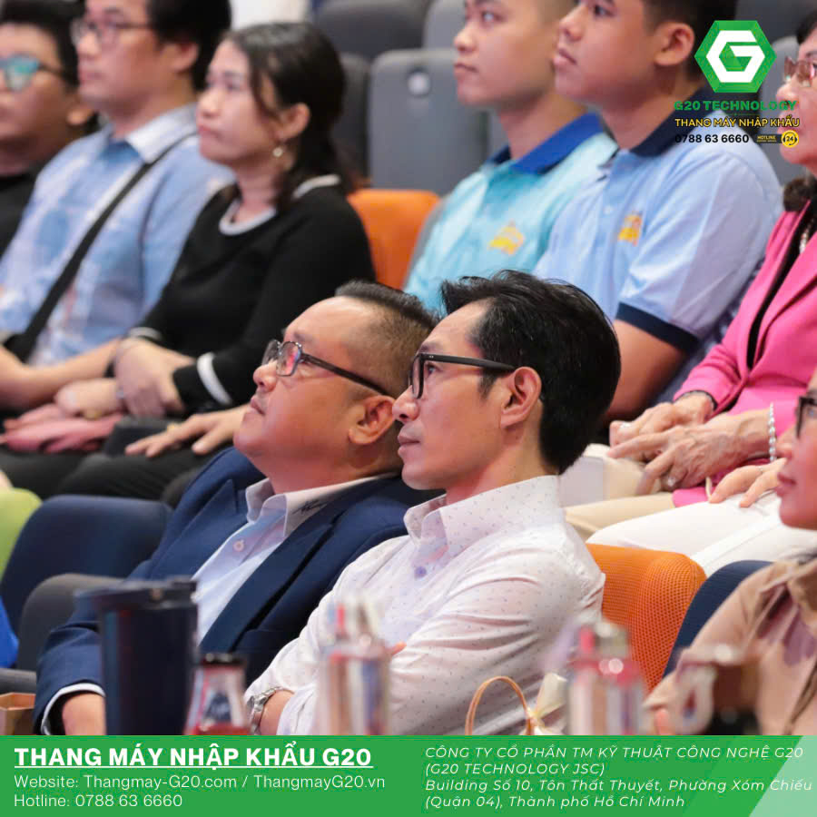 Đại diện G20 Technology tại Lễ tổng kết Dự án Đa phương tiện 2025 ở Đại học Văn Lang